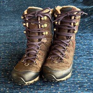 Oboz size 7 tall Women's Brown Hiking Boots
